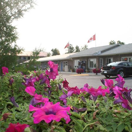 Moonlight Inn And Suites Sudbury Ngoại thất bức ảnh