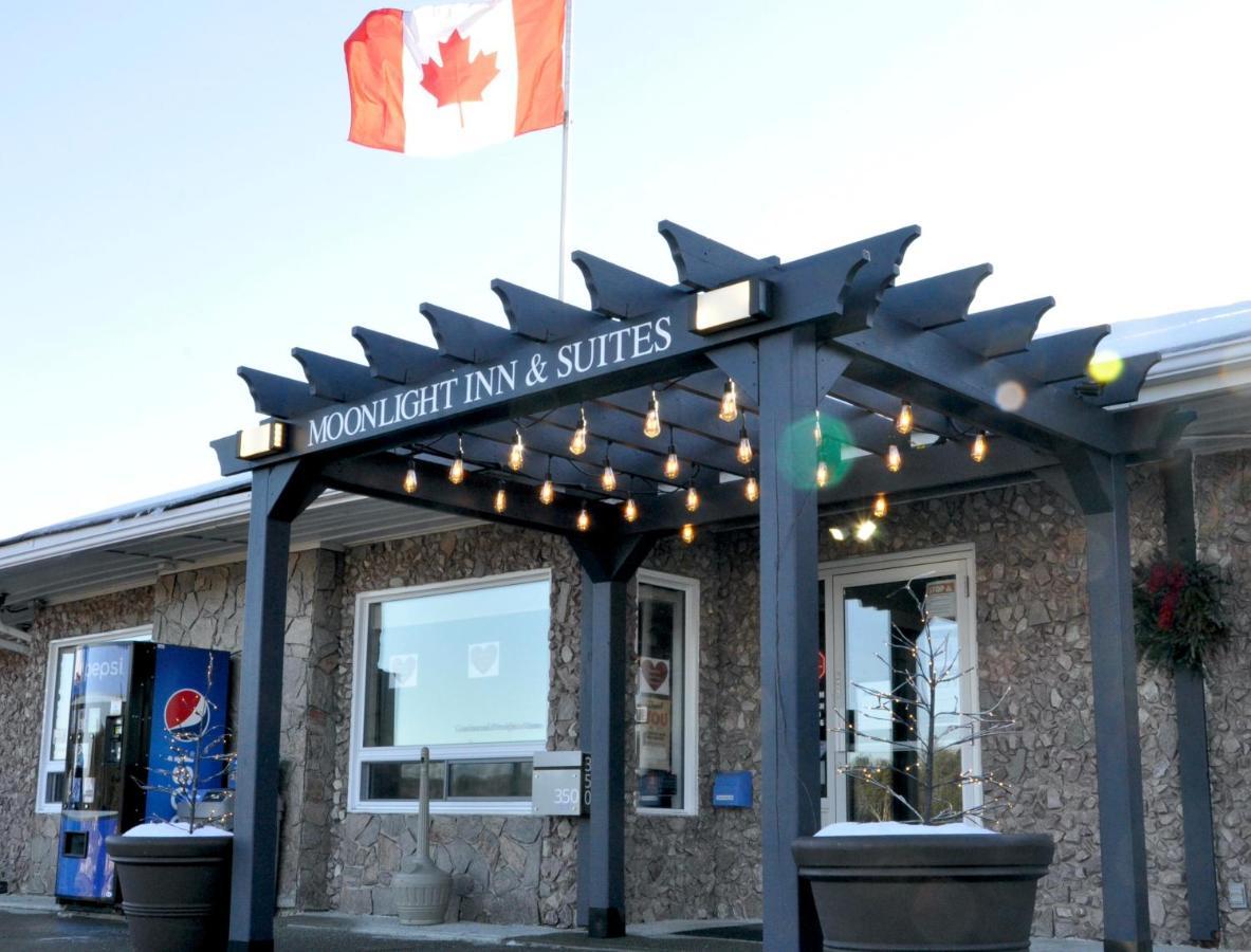 Moonlight Inn And Suites Sudbury Ngoại thất bức ảnh